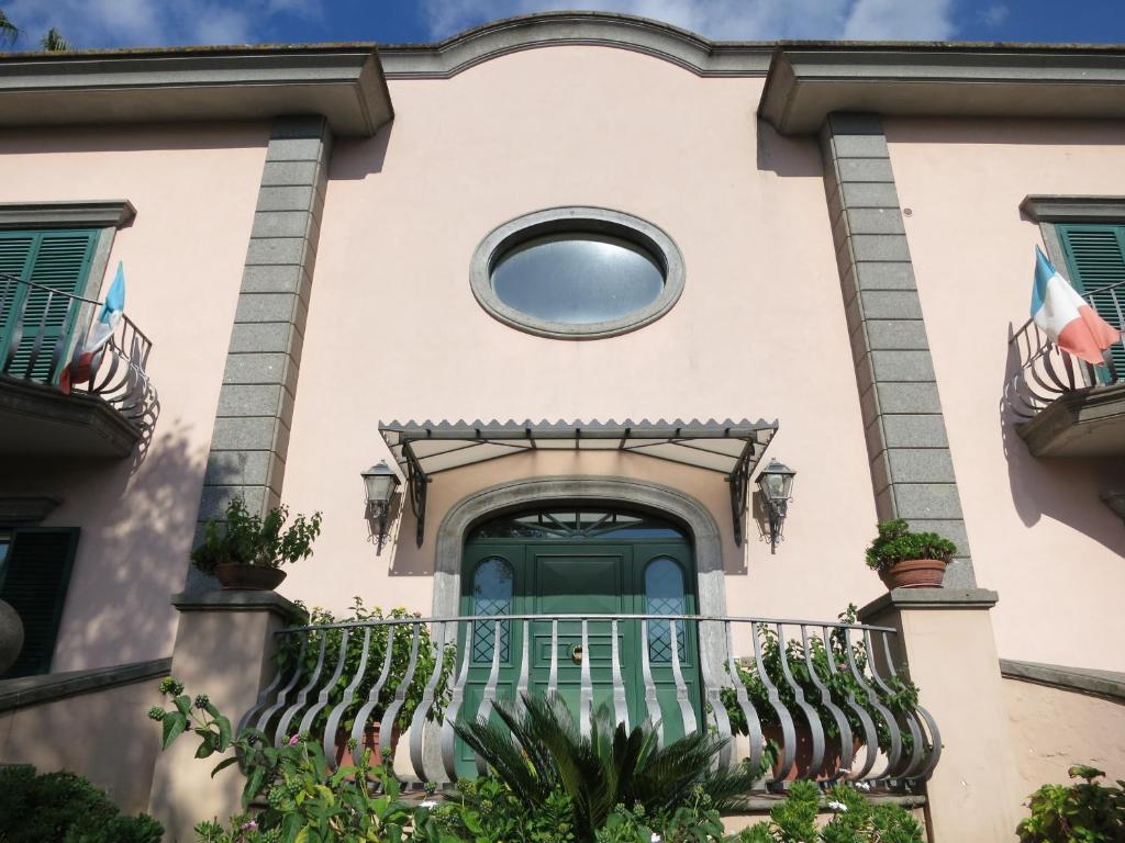罗拉别墅住宿加早餐旅馆 奇斯泰尔纳迪拉蒂纳 外观 照片